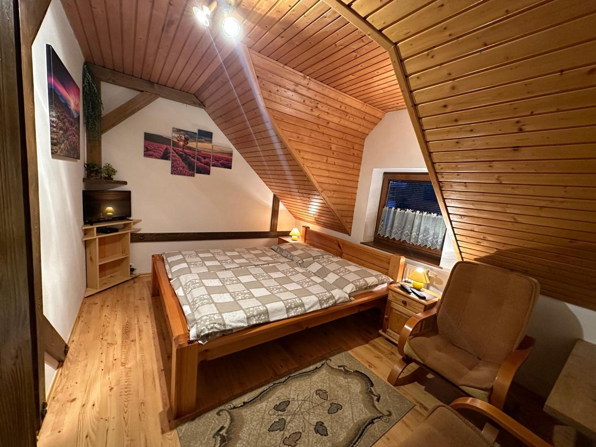 Penzion Farkys Jamnik  Экстерьер фото